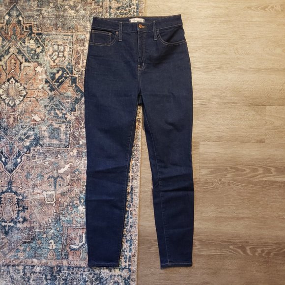 Madewell Denim - madewell curvy skinny high-rise skinny jeans in dark indigo. Size 29